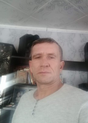 Роман из Сорочинска 47 лет