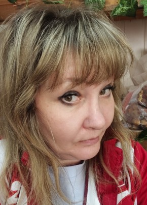 Юлия из Саратова 50 лет