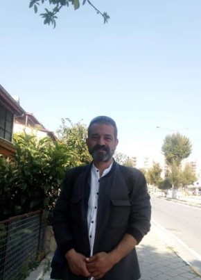 Yavuzhan , 46, Türkiye Cumhuriyeti, Ankara