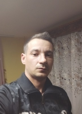 Petre, 38, Romania, Pucioasa