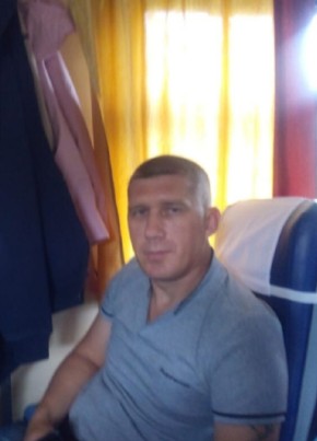 Алексей из Алейска 47 лет