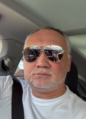 Сергей из Твери 43 года