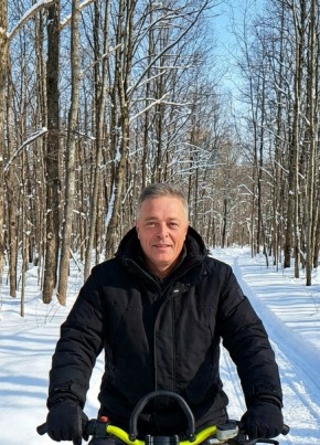 Дмитрий из Аксаково 57 лет