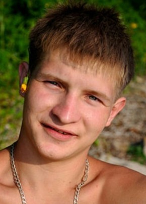 Денис, 37, Россия, Трудовое