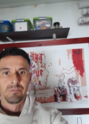 David Arenas Ech, 36, República de Colombia, Pereira