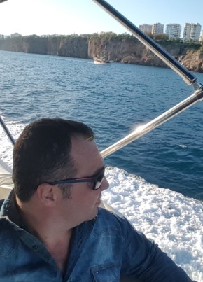 Mr.G, 40, Türkiye Cumhuriyeti, İzmir