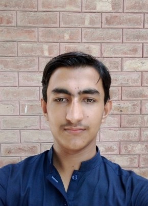 Fida Hussain, 19, Pakistan, Faisalabad