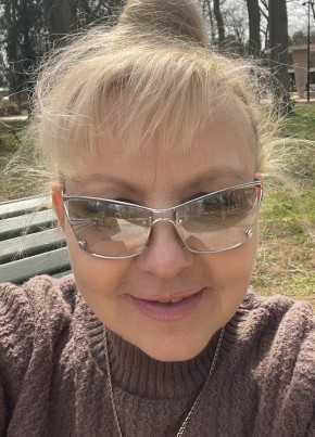 Tatyana, 60, Russia, Saky