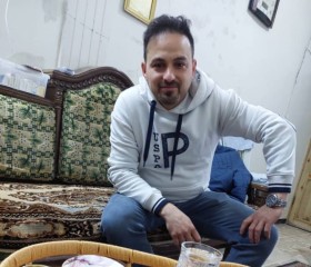 Rashid, 38, Brussels