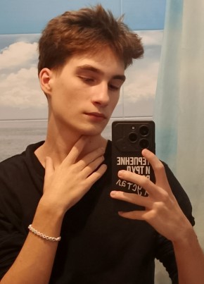 Ivan, 19, Belarus, Polatsk