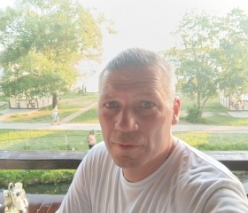 Pyetr, 41, Moscow