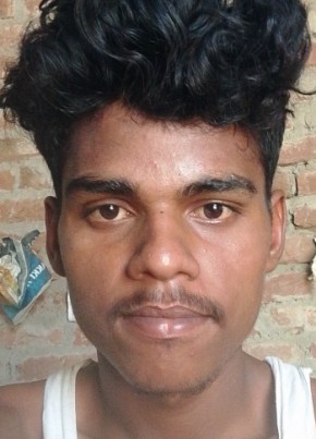 Ravi Kumar, 23, India, Handiā