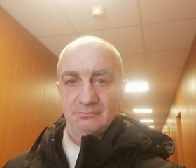 Арарат, 52 года, Москва