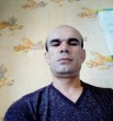 Али
