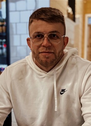 Максим, 35, Россия, Ленинградская