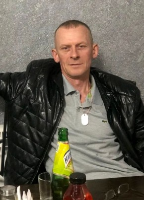 Павел из Санкт-Петербурга 49 лет