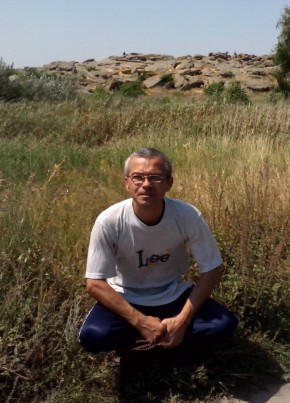 Юрий из Донецка 56 лет