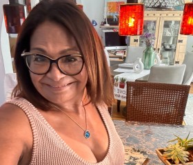 Aliviaj, 49, Cambridge