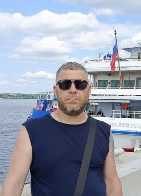 Денис