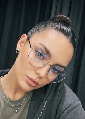 Полина из Зюзельския 33 года
