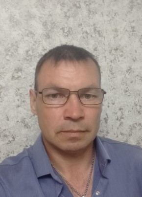 Иван из Тольятти 45 лет