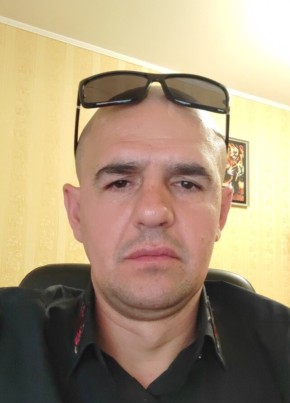 Виталий из Москвы 46 лет