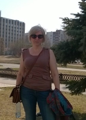 Елена, 47, Россия, Озёрск (Калининградская обл.)