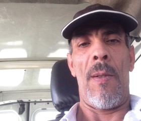 aghiles yuva, 50, Tizi Gheniff
