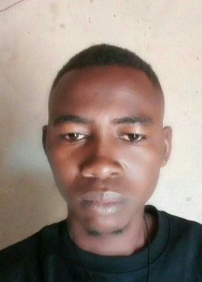Joseph, 32, Burkina Faso, Ouagadougou