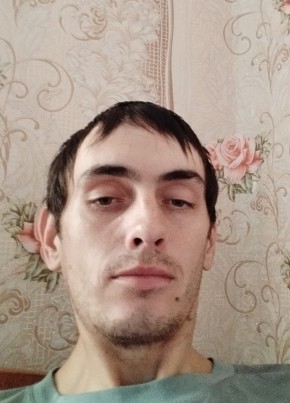 Александр, 28, Россия, Калачинск