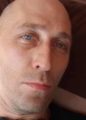 Александр из Братска 45 лет
