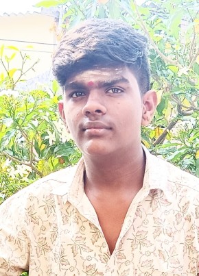 Vishnu, 18, India, Hyderabad