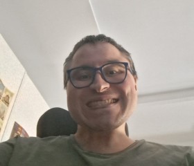 Antonio, 38, Boscotrecase