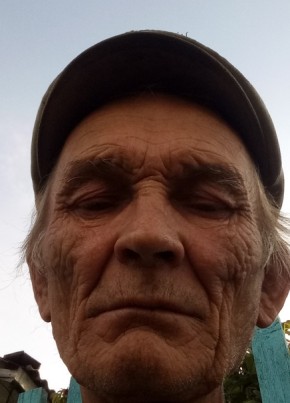 Валерий, 66, Россия, Половинное