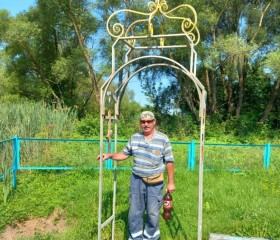 Олег, 56 лет, Губкин