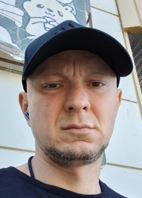 Олег из Нововоронежа 40 лет