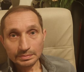 Alex M., 56, Worthing