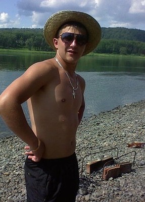 Дмитрий, 32, Россия, Кемерово