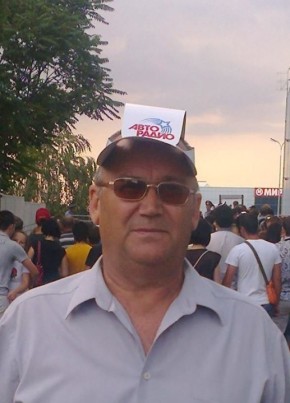 Василий, 70, Россия, Донецк