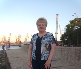 Валентина, 70 лет, Феодосия