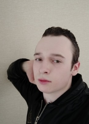 Михаил из Петрозаводска 22 года