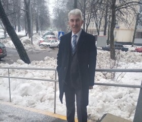 Василий, 56 лет, Москва