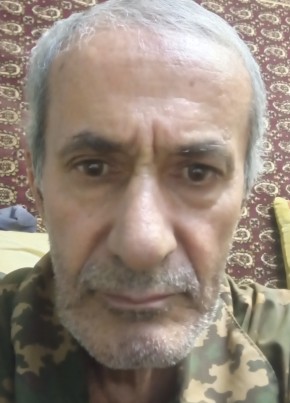 Смбат из Волгограда 67 лет
