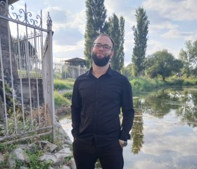 Ibragim, 29, Madrid