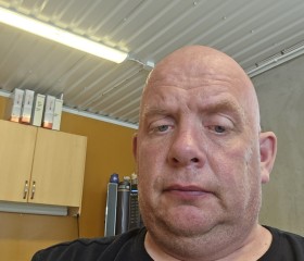 Björn, 49, Skoevde