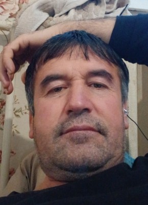 Бек из Гагарина 44 года