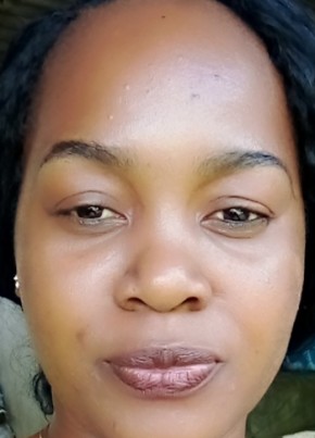 Shelsie Ignanga, 38, République Gabonaise, Libreville