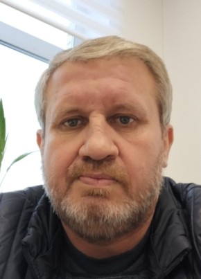 Дмитрий из Москвы 52 года