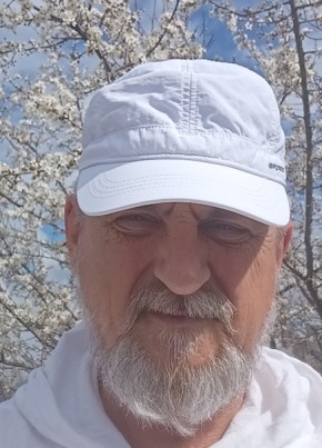 Олег из Крымска 54 года