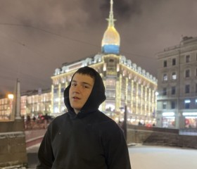 Илья, 22 года, Москва